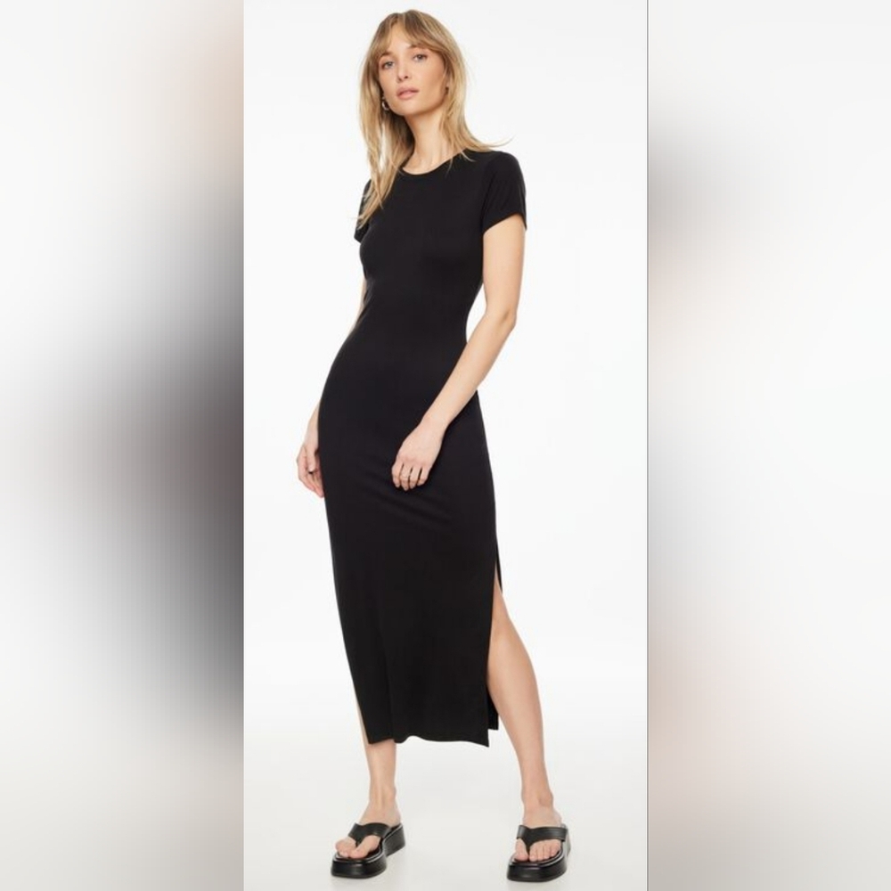 Dynamite Black Short Sleeve Maxi Dress